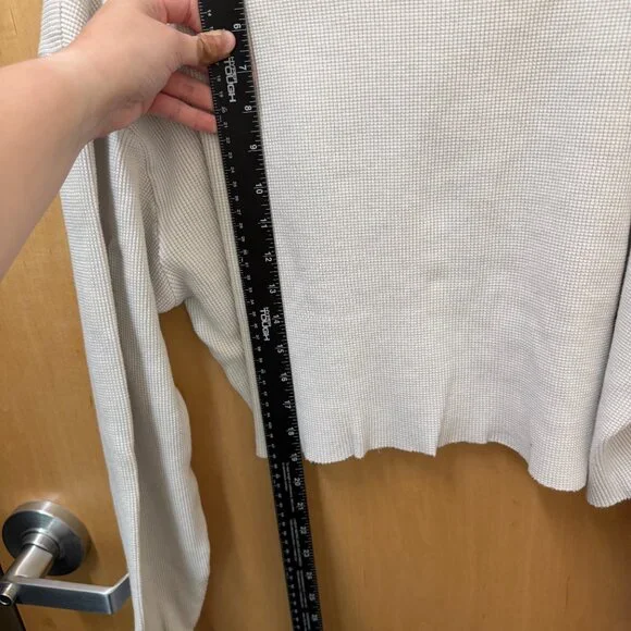 John Galt Bay Area thermal crop crewneck sweater women’s one size - Picture 6 of 6